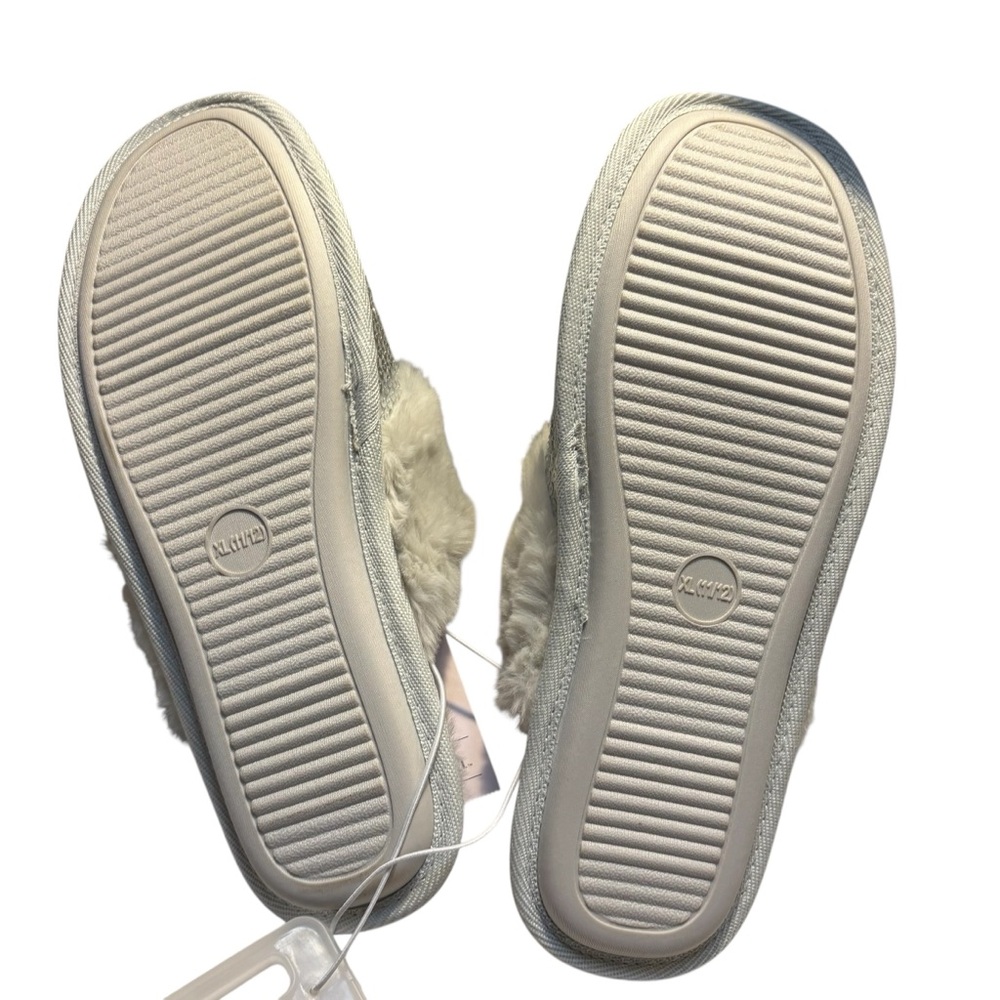 NEW Auden Slippers XL (11/12) Silver Sequins with Faux Fur Lining Cozy NWT - Picture 10 of 13